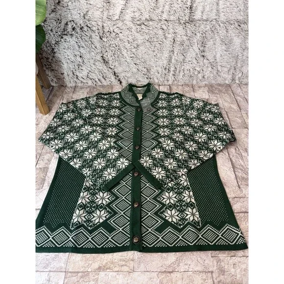 Vitange Appleseeds  green ivory fair isle Nordic button up soft c… - Picture 6 of 11